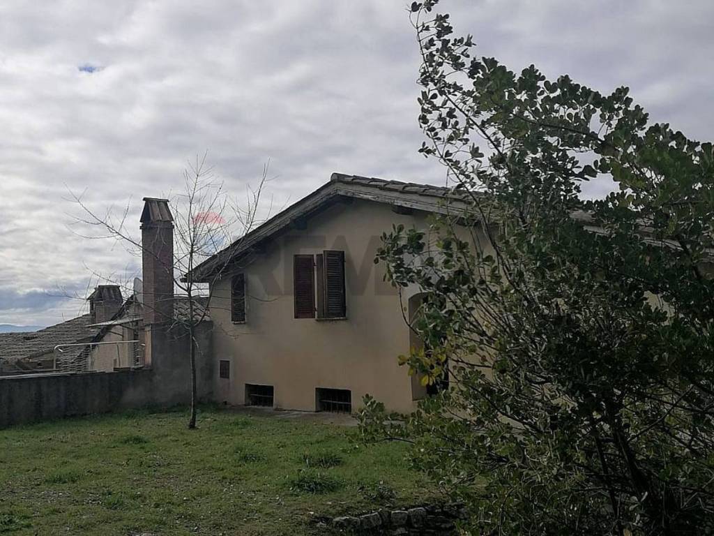 Rustico / casale a Foligno - Foto 4