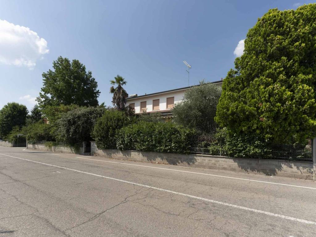 Villa a Malalbergo in Via Bentini, 7 - Foto 3
