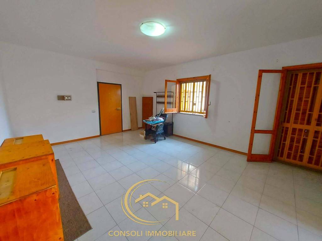 Appartamento a Acireale in Via Provinciale per Riposto - Foto 2