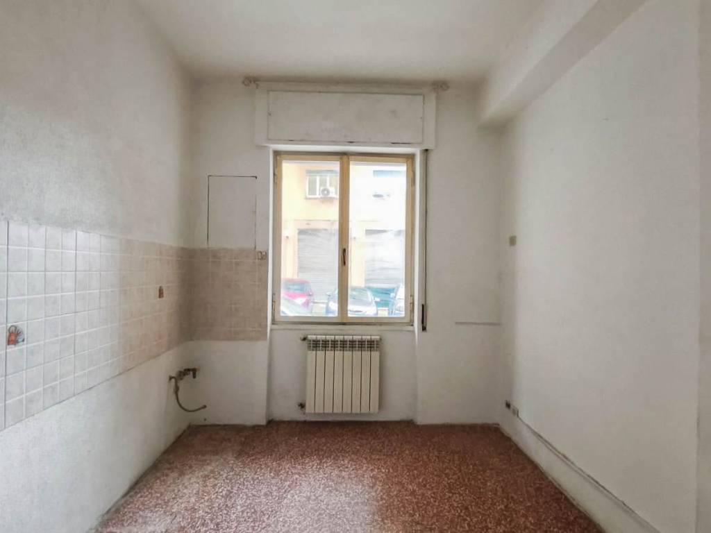 Appartamento a Genova in Via Voltri - Foto 2
