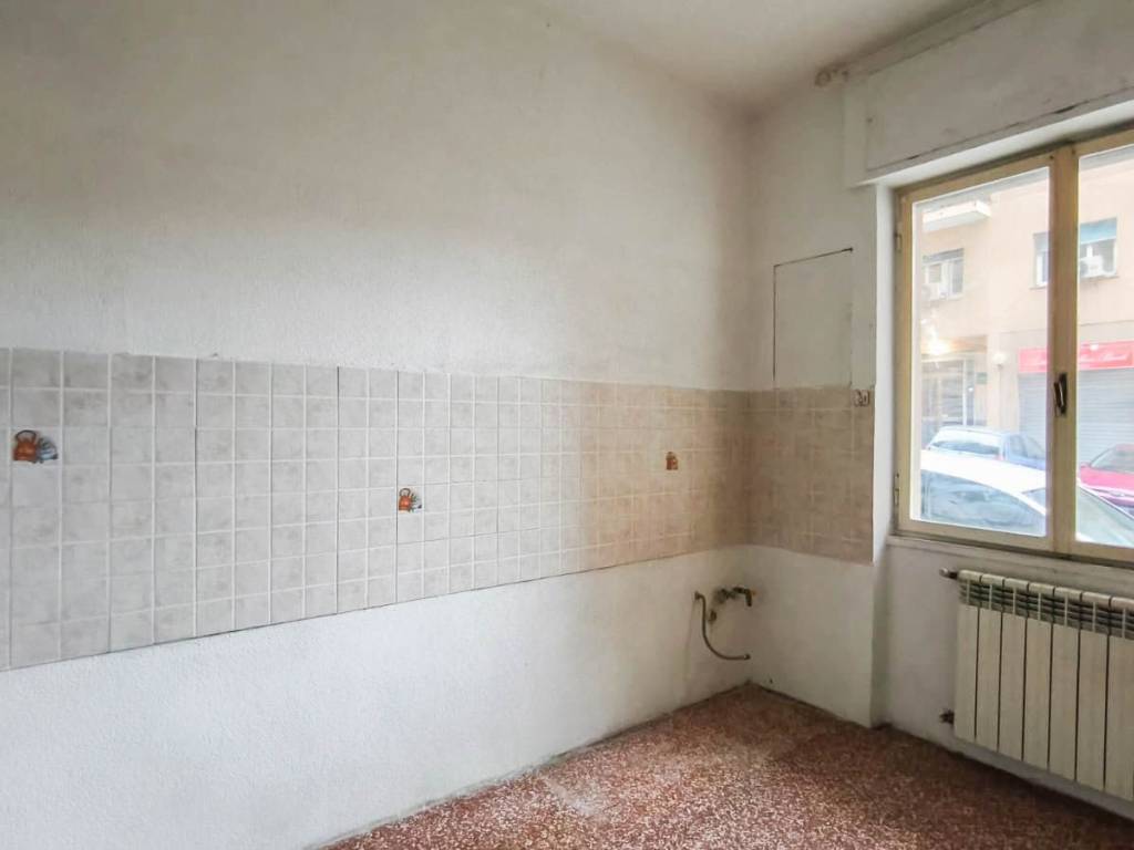 Appartamento a Genova in Via Voltri - Foto 3