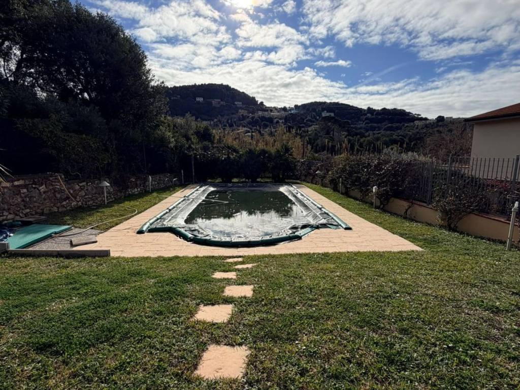 Villa a Livorno in Via del Castellaccio - Foto 3