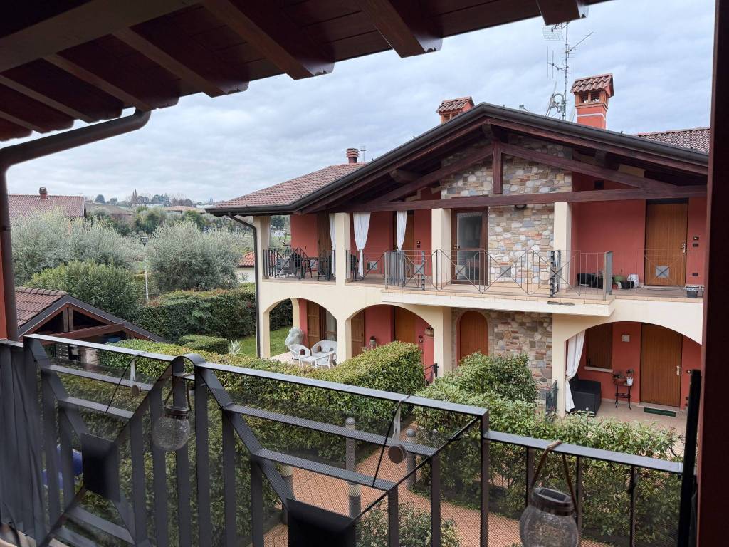 Appartamento a San felice del benaco in Via Boschette - Foto 3