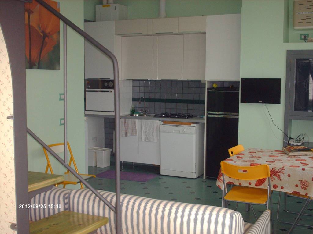 Appartamento a Varazze in Via Michelangelo Corosu, 20 - Foto 5