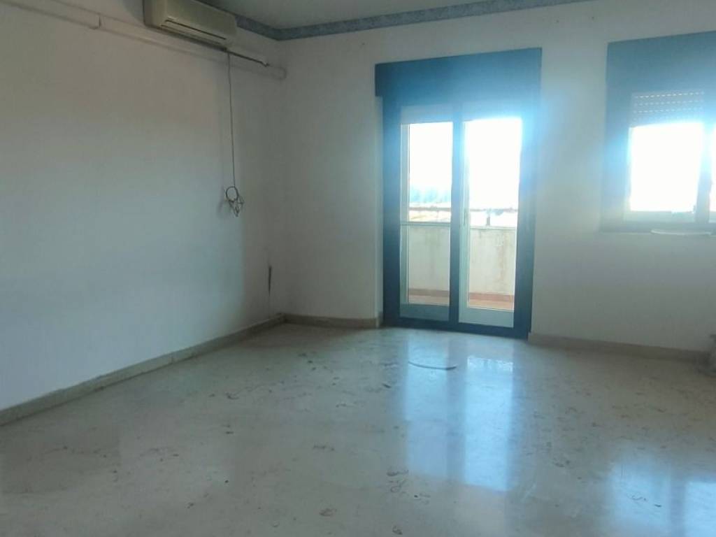 Appartamento a Reggio calabria in Via Arghillà Sud - Foto 4