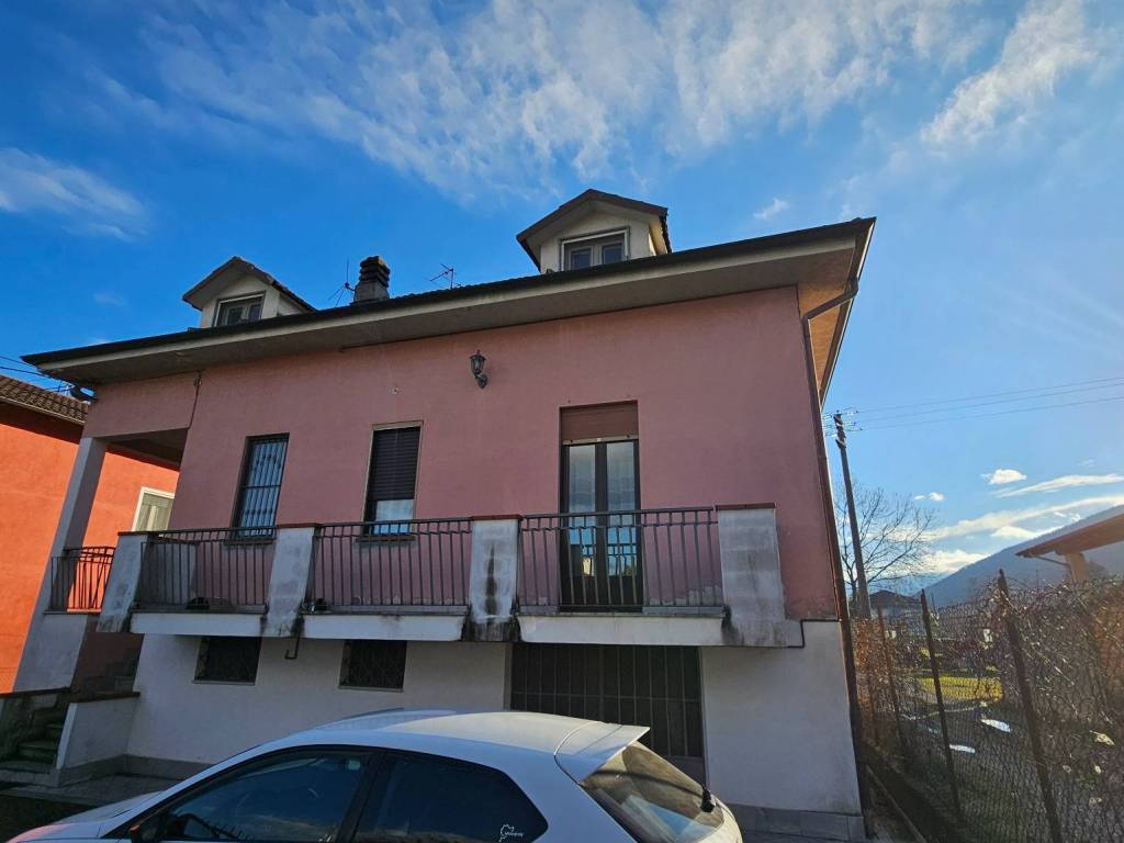 Villa a Balangero in Via Valle di Sea, 17 - Foto 2
