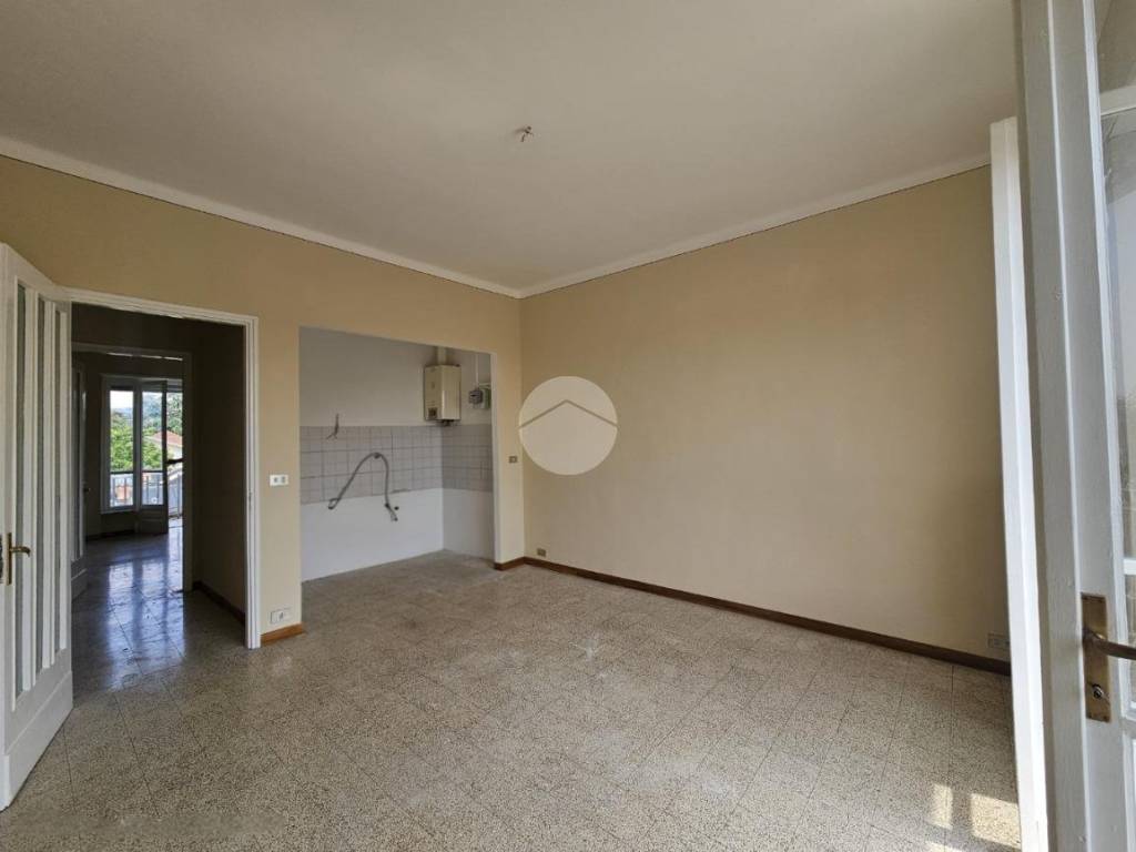 Appartamento a Chieri in Via Levi, 3 - Foto 2