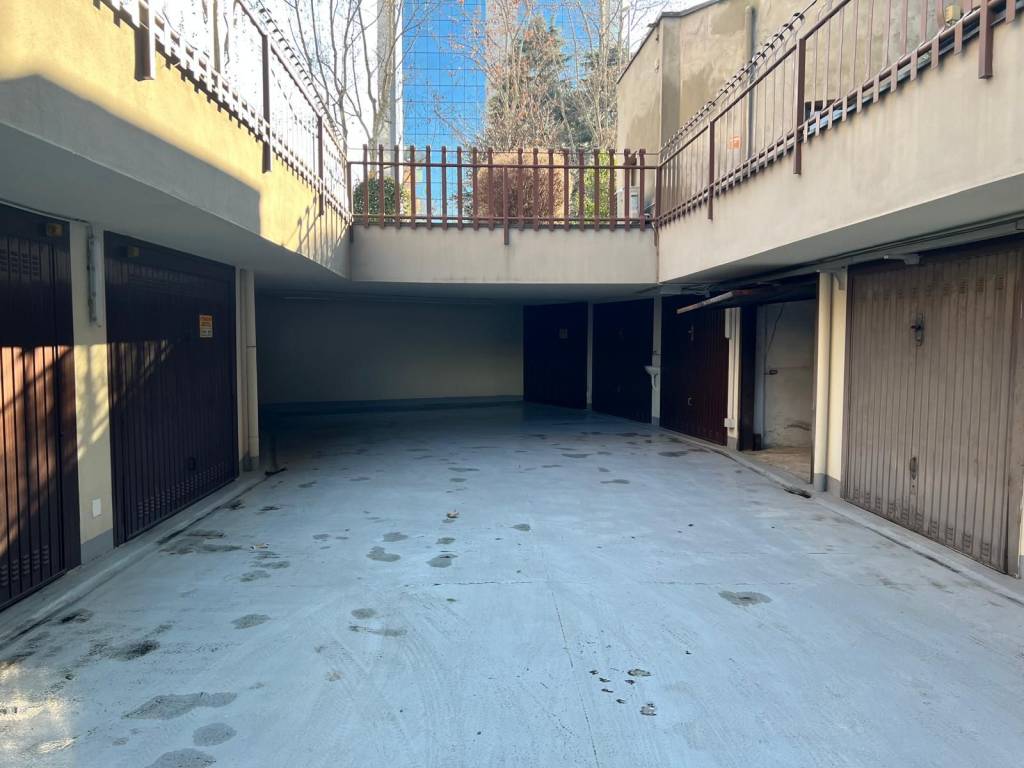 Box / garage a Sesto san giovanni in Via 24 Maggio, 1 - Foto 3