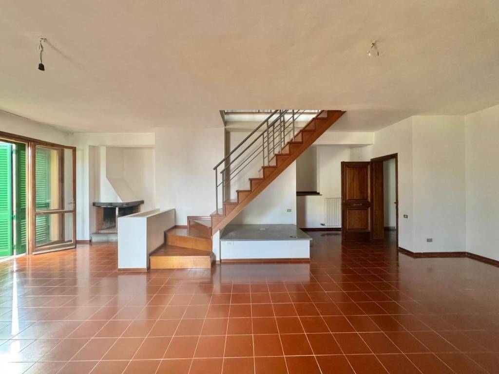 Appartamento a Ponsacco in Via Giuseppe Di Vittorio, - Foto 2