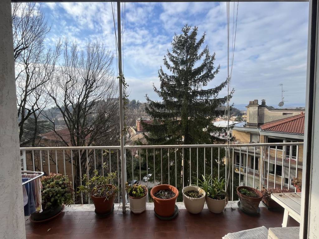 Appartamento a Varese in Via Enrico Cernuschi - Foto 2