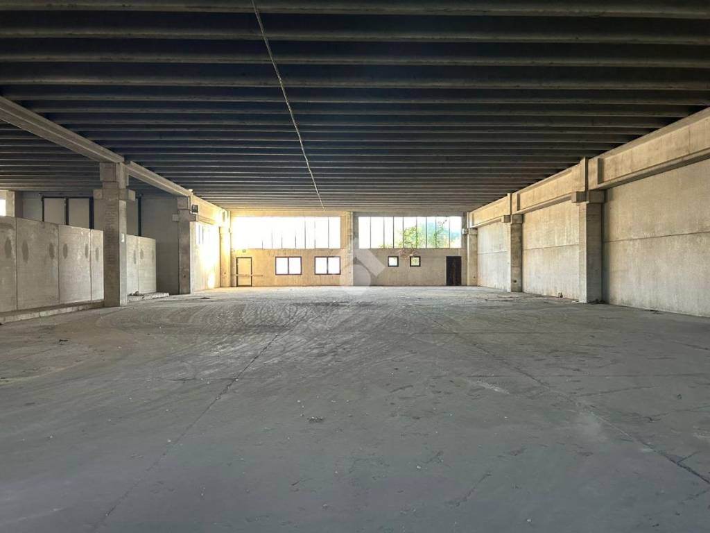 Immobile a Cellatica in Via Industriale - Foto 5