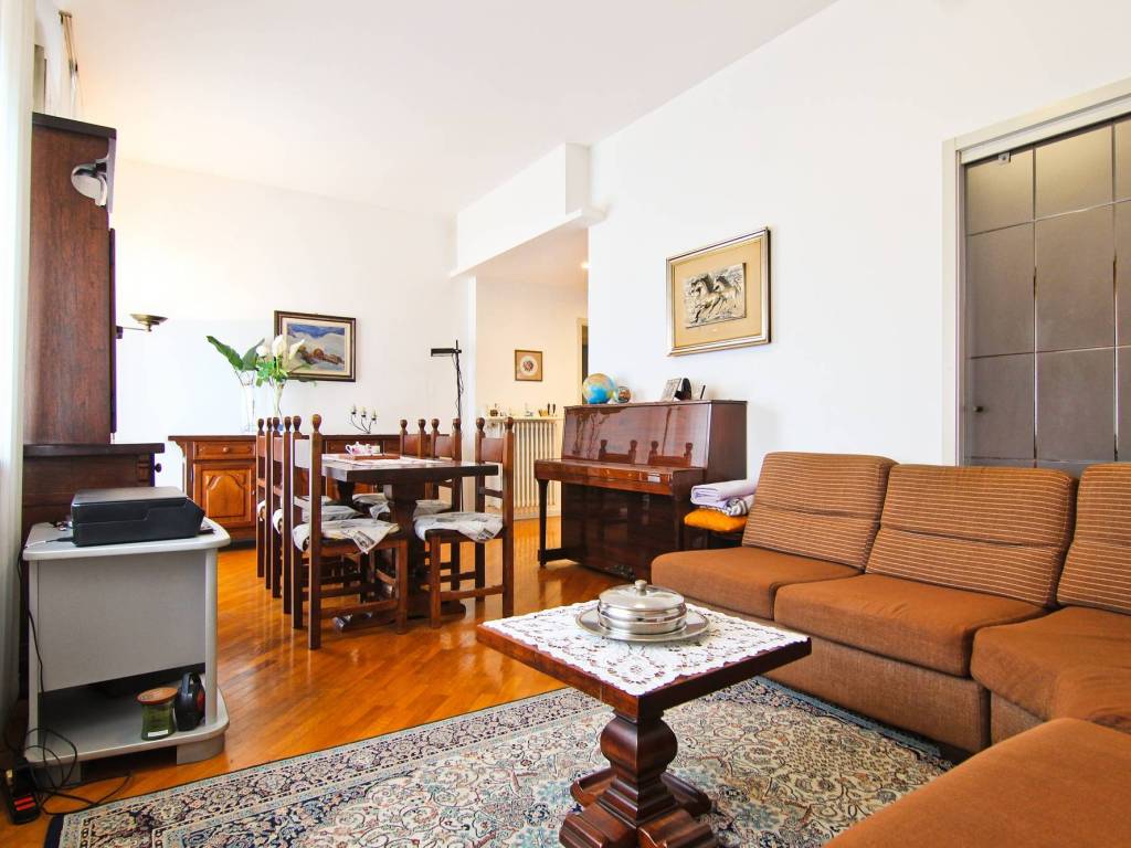 Villa a Cislago in Via Magenta, 396 - Foto 4