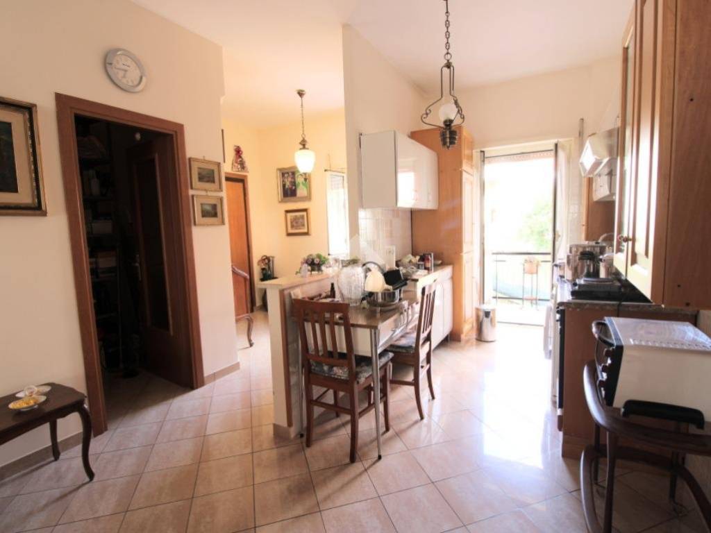 Appartamento a Poggio mirteto in VIALE GIUSEPPE DE VITO, 69 - Foto 3