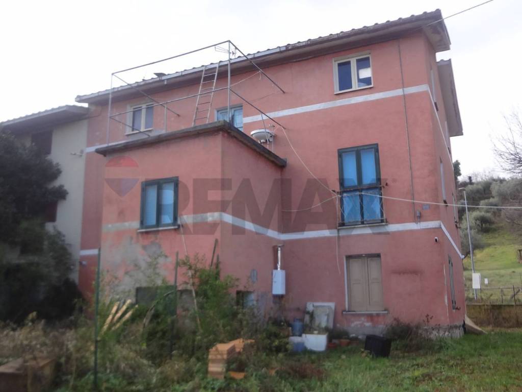 Casa indipendente a Guardiagrele in via Anello, 62 - Foto 3