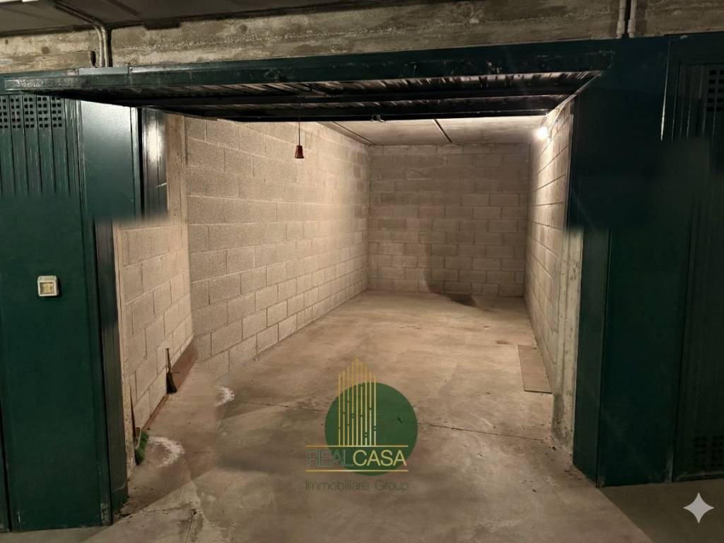 Box / garage a Como in Via 20 Settembre, 31 - Foto 2