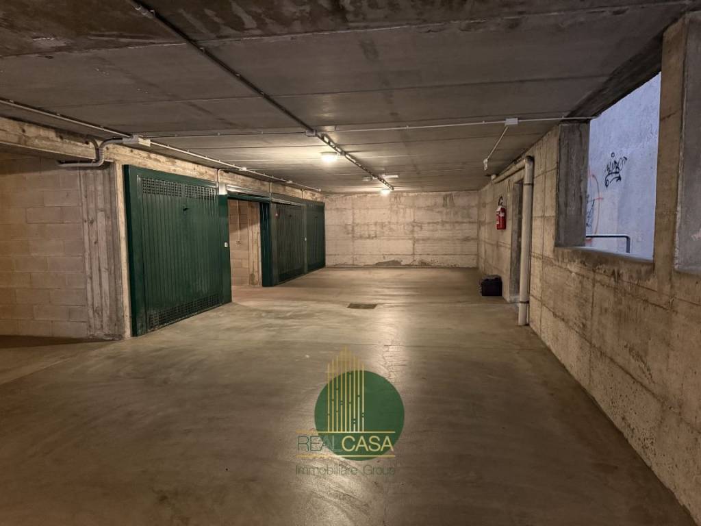 Box / garage a Como in Via 20 Settembre, 31 - Foto 4