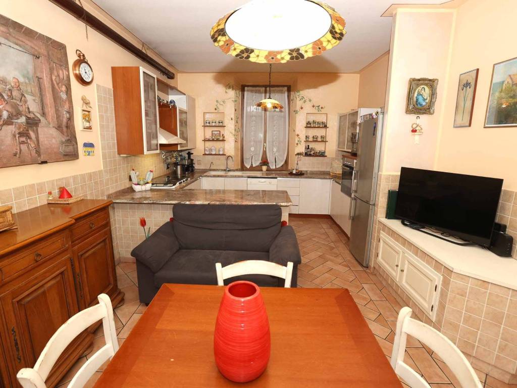 Villa a Scandiano in Via Martiri della Libertà, 42 - Foto 2