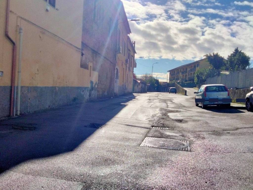 Box / garage a Cava de' tirreni in Via Vincenzo Palazzo - Foto 3