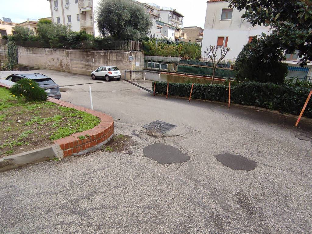 Box / garage a Caserta in Via San Nicola - Foto 2