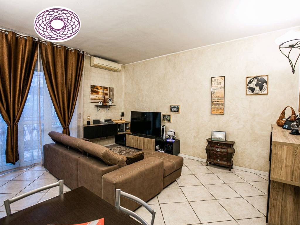 Appartamento a Paderno dugnano in Viale Bolivia, 13 - Foto 4