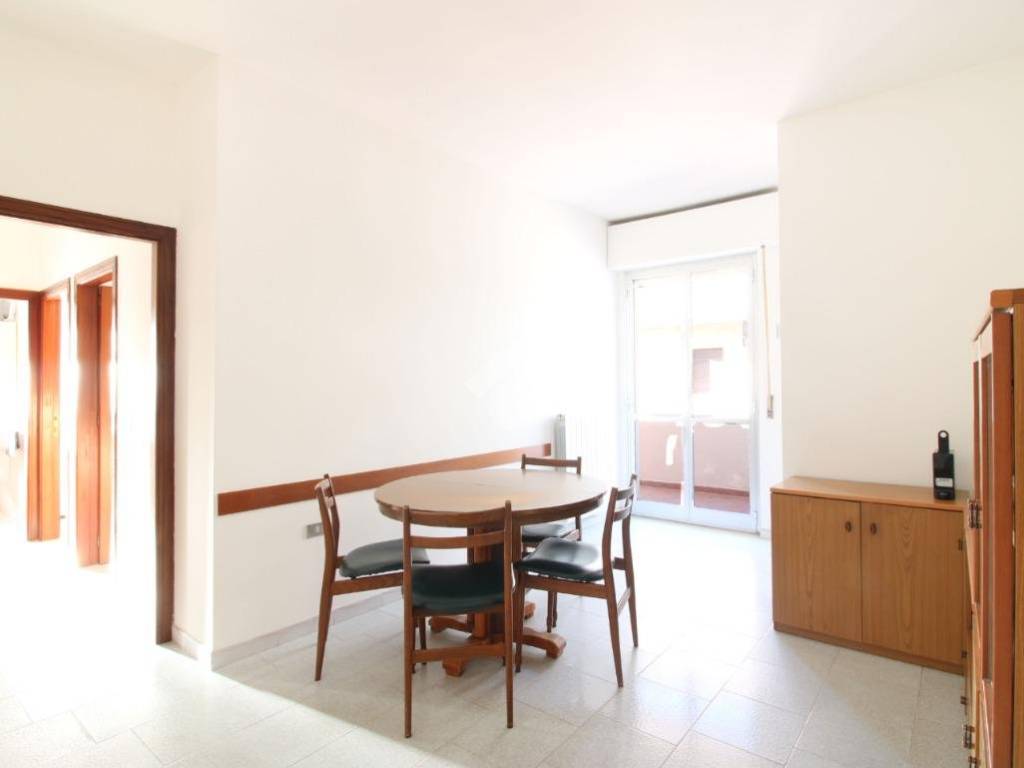 Appartamento a Alba adriatica in Via Arno, 44 - Foto 2