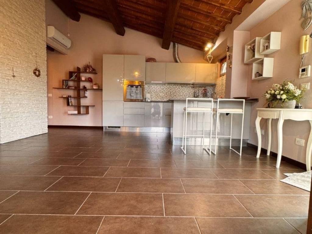 Appartamento a Monsummano terme in Via Empolese, 82 - Foto 4