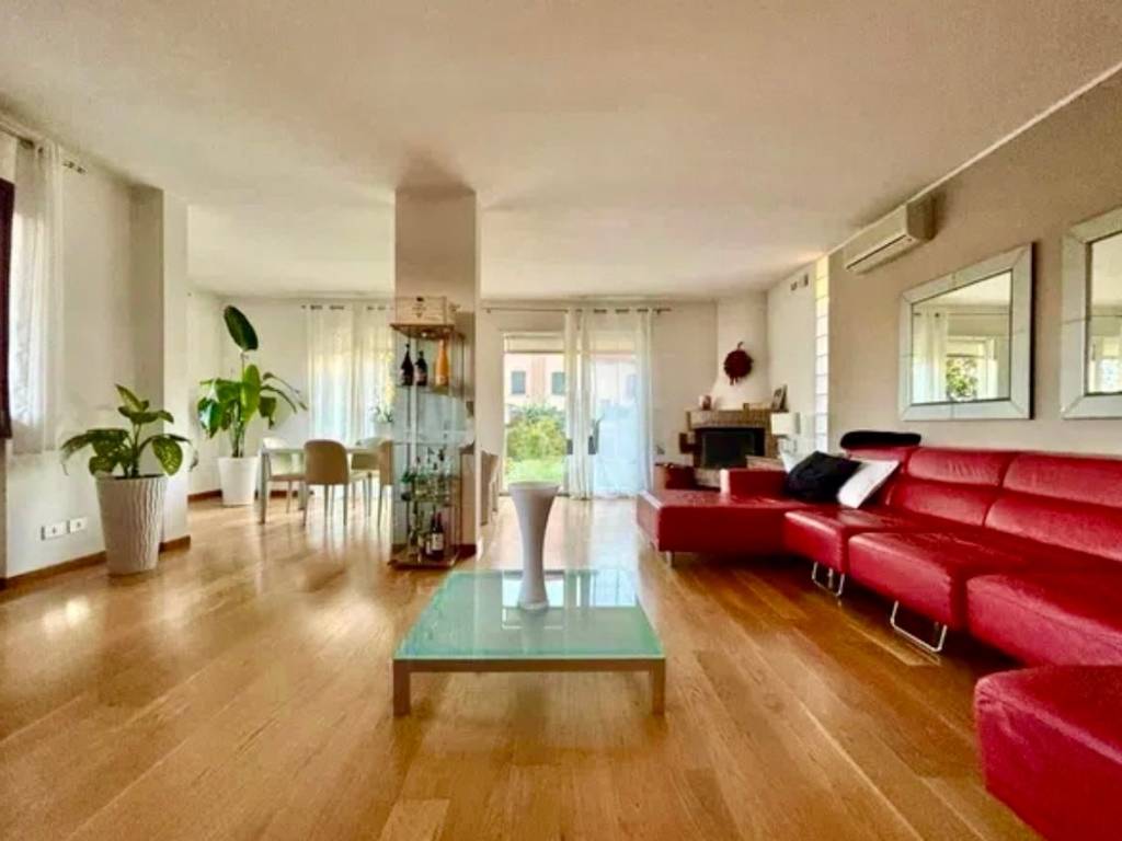 Villa a Montebelluna in Via Storta - Foto 4
