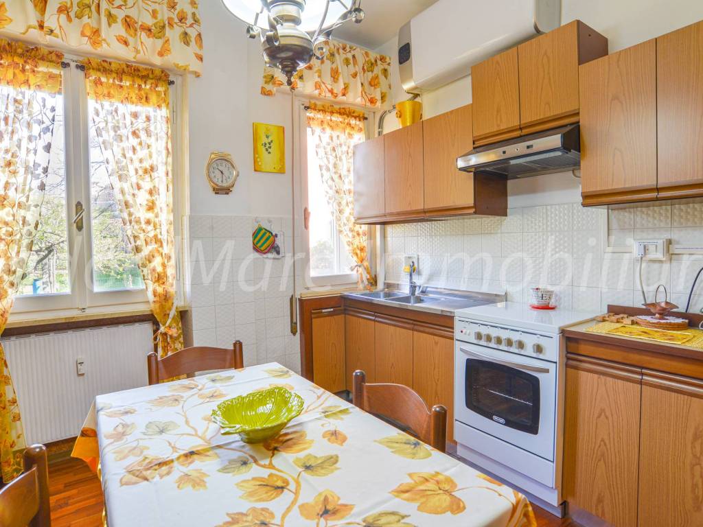 Appartamento a Savona in Via dei Bricchetti - Foto 5