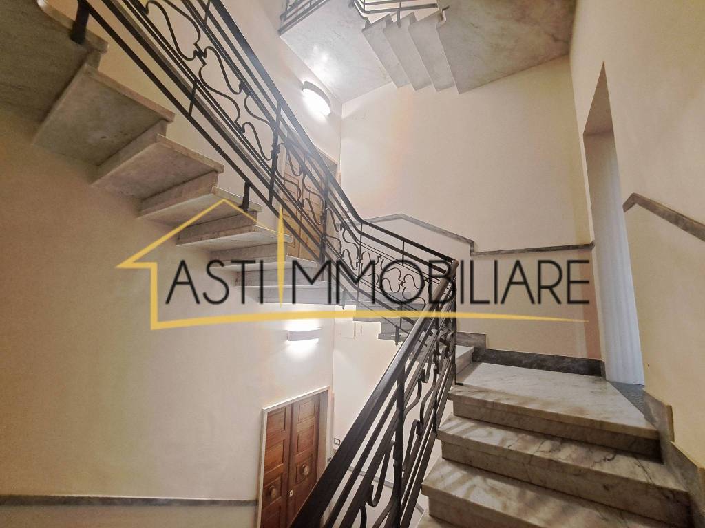 Appartamento a Asti in Via Nino Costa, 12 - Foto 3
