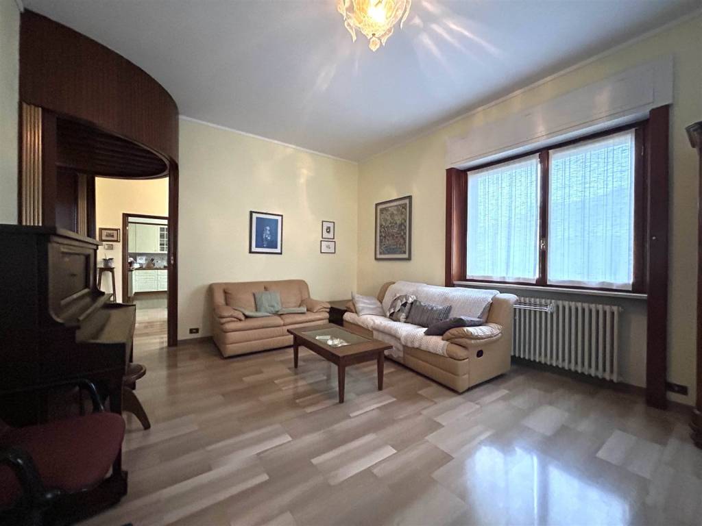Villa a Busto arsizio in Corso Sempione, 24 - Foto 5