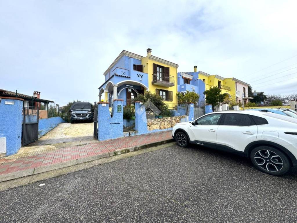 Villetta a schiera a Nuoro in Via Lugurulei, 16 - Foto 3