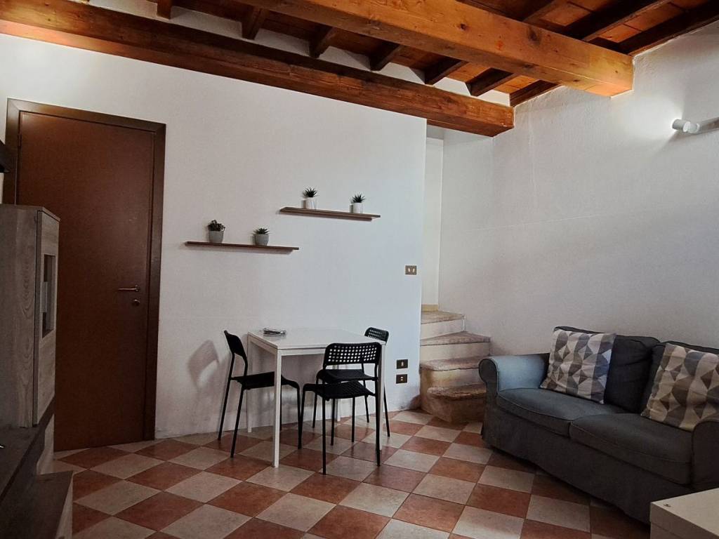 Appartamento a Mantova in Piazza dei Mille - Foto 2