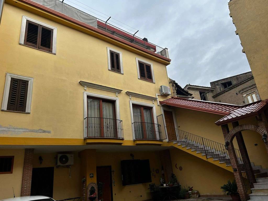 Casa indipendente a Capodrise in via giannini - Foto 2