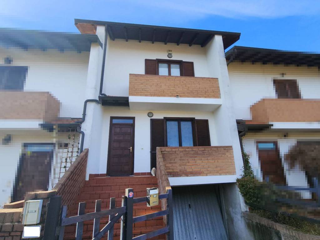 Villa a Pombia in Via Antonio Gramsci, 7 - Foto 3