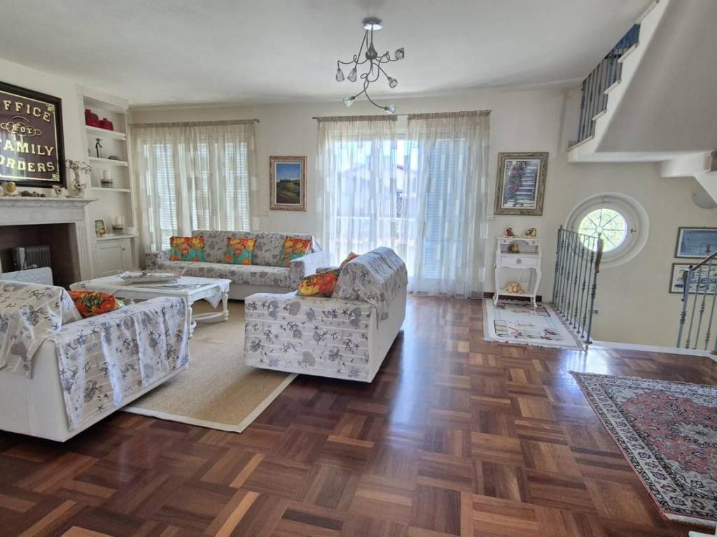 Appartamento a Forte dei marmi in Via Trento, 76 - Foto 4