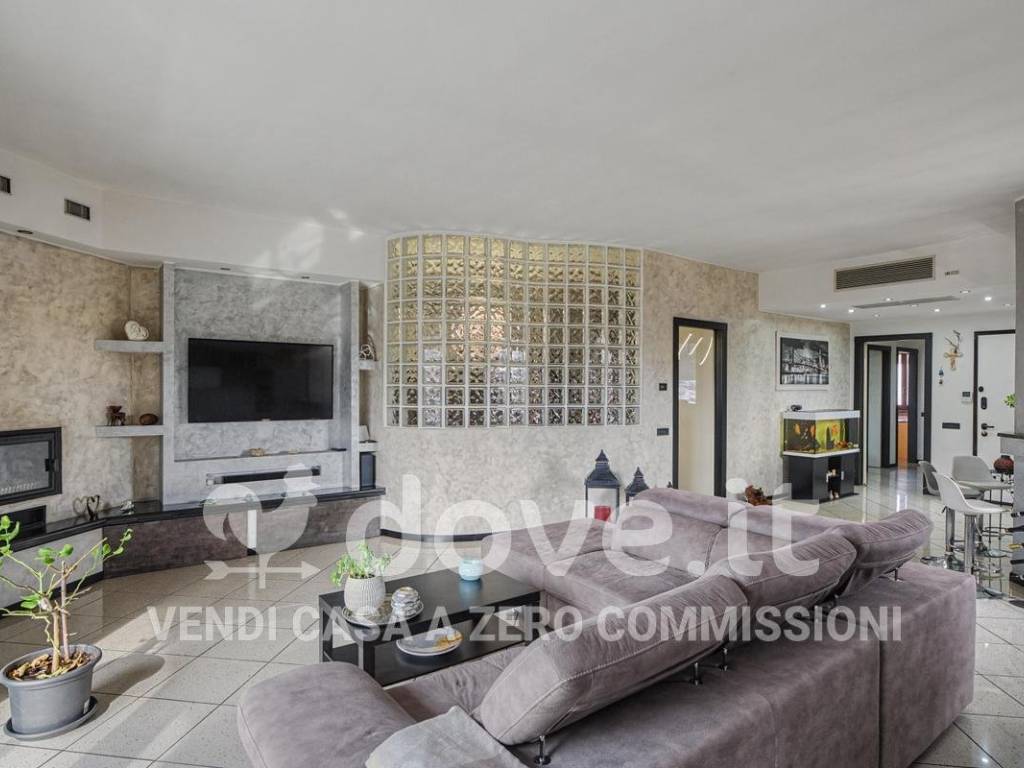 Appartamento a Carimate in Via dei Giovi, 7 - Foto 2