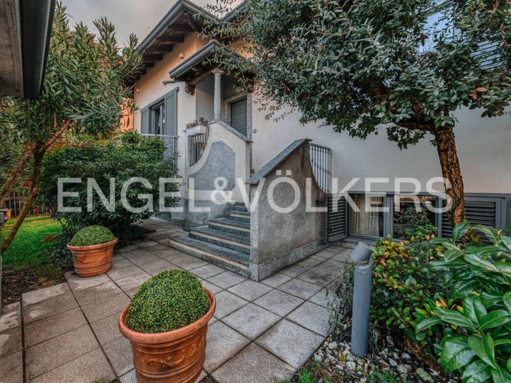 Villa a Parabiago in Via Piero Gobetti, 38 - Foto 4