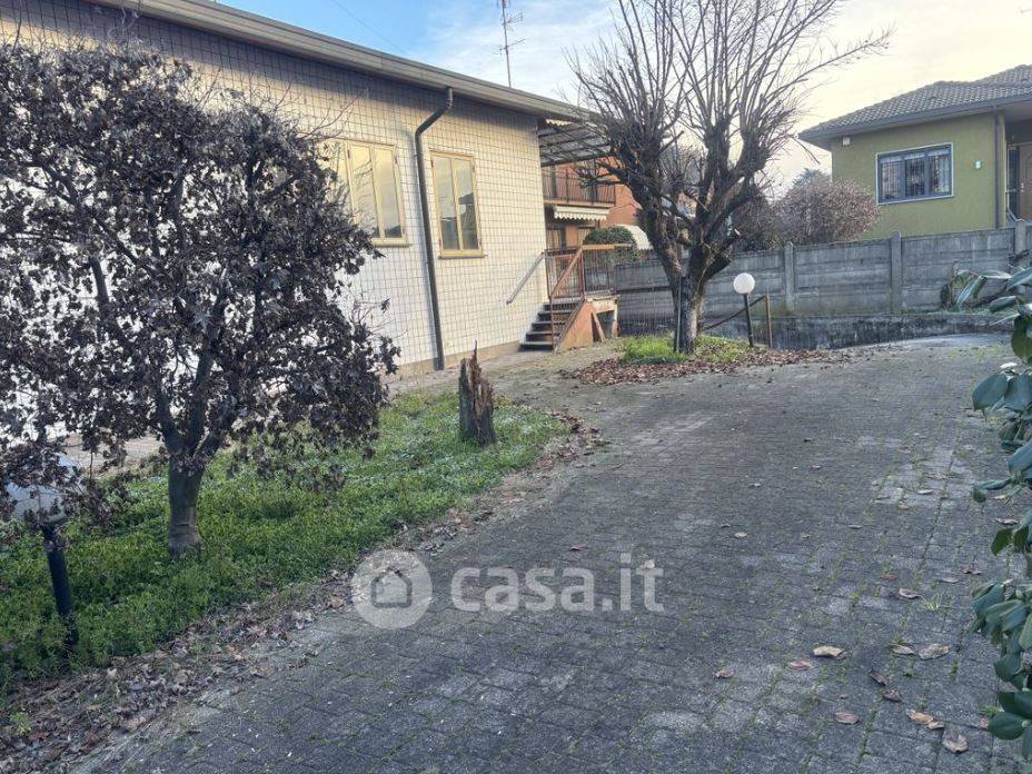 Villa a Paderno dugnano in Via Niccolò Tommaseo, 8 - Foto 5