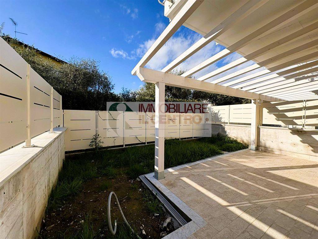 Casa indipendente a Luni - Foto 2