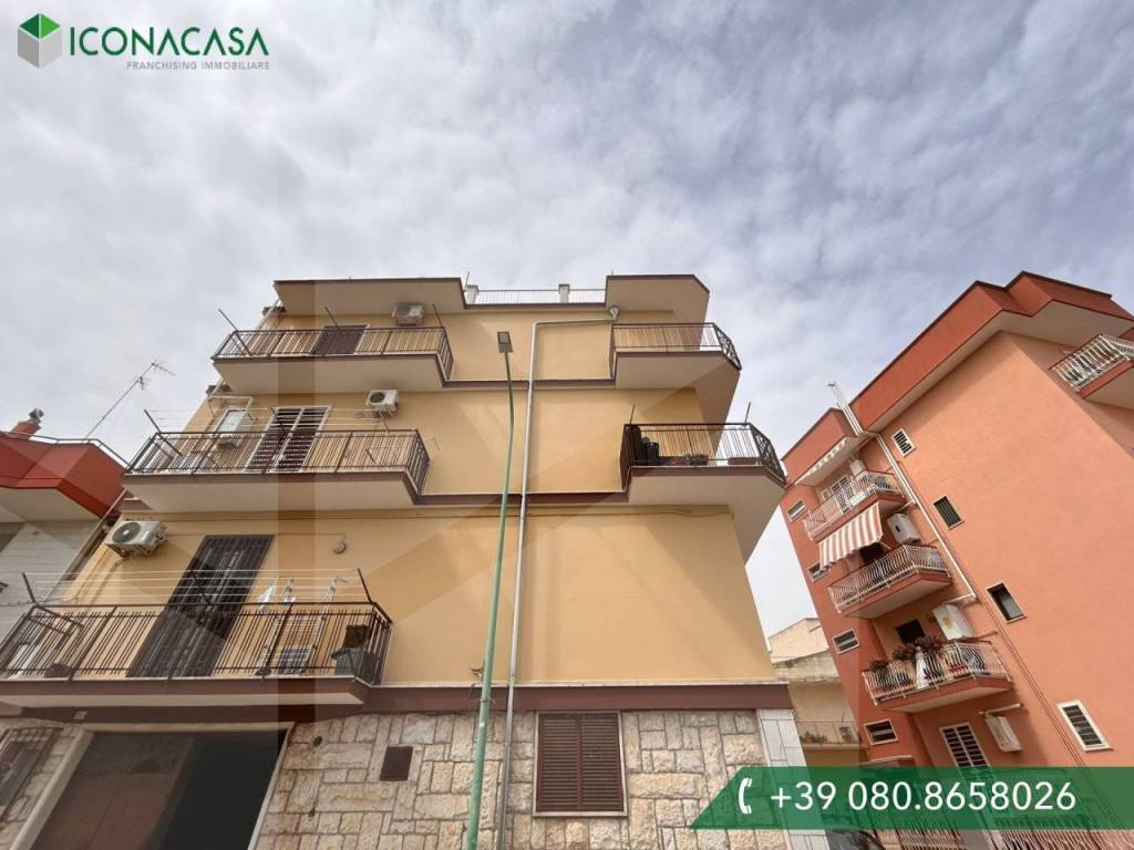 Appartamento a Bitetto in Via Alessandro Manzoni, 26 - Foto 2