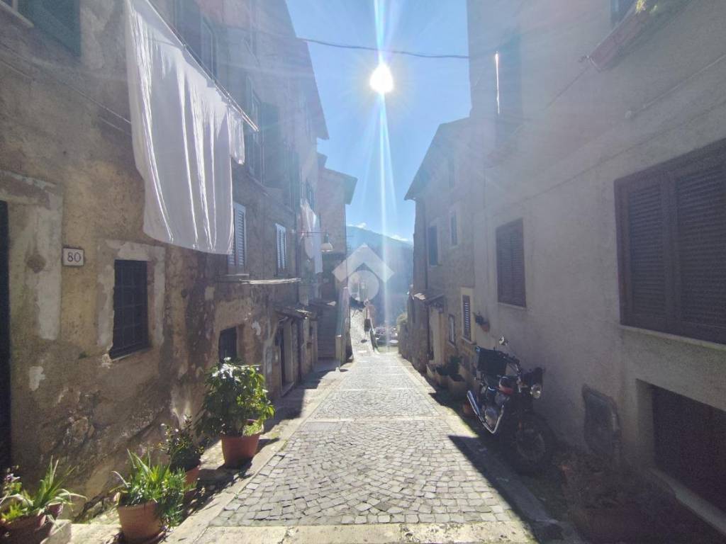 Appartamento a Subiaco in VIA PALESTRO, 76 - Foto 4