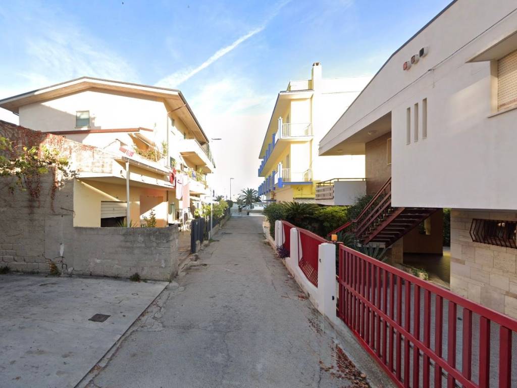 Appartamento a Tortoreto in Via Edmondo De Amicis - Foto 2