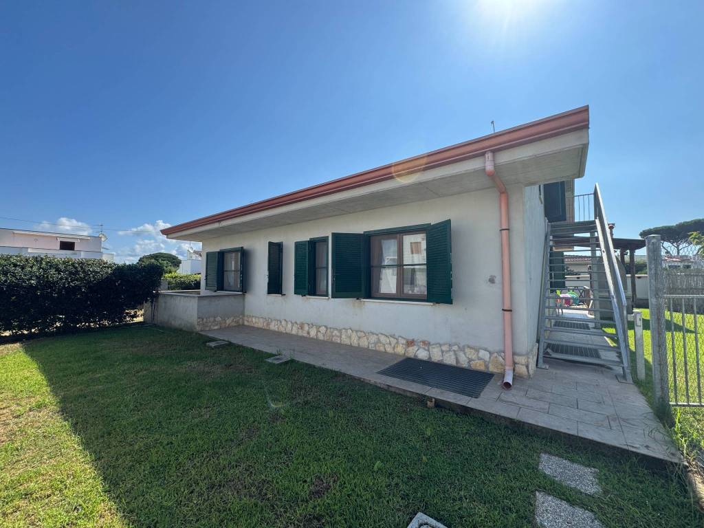 Villa a San felice circeo in Via Africa Orientale - Foto 5