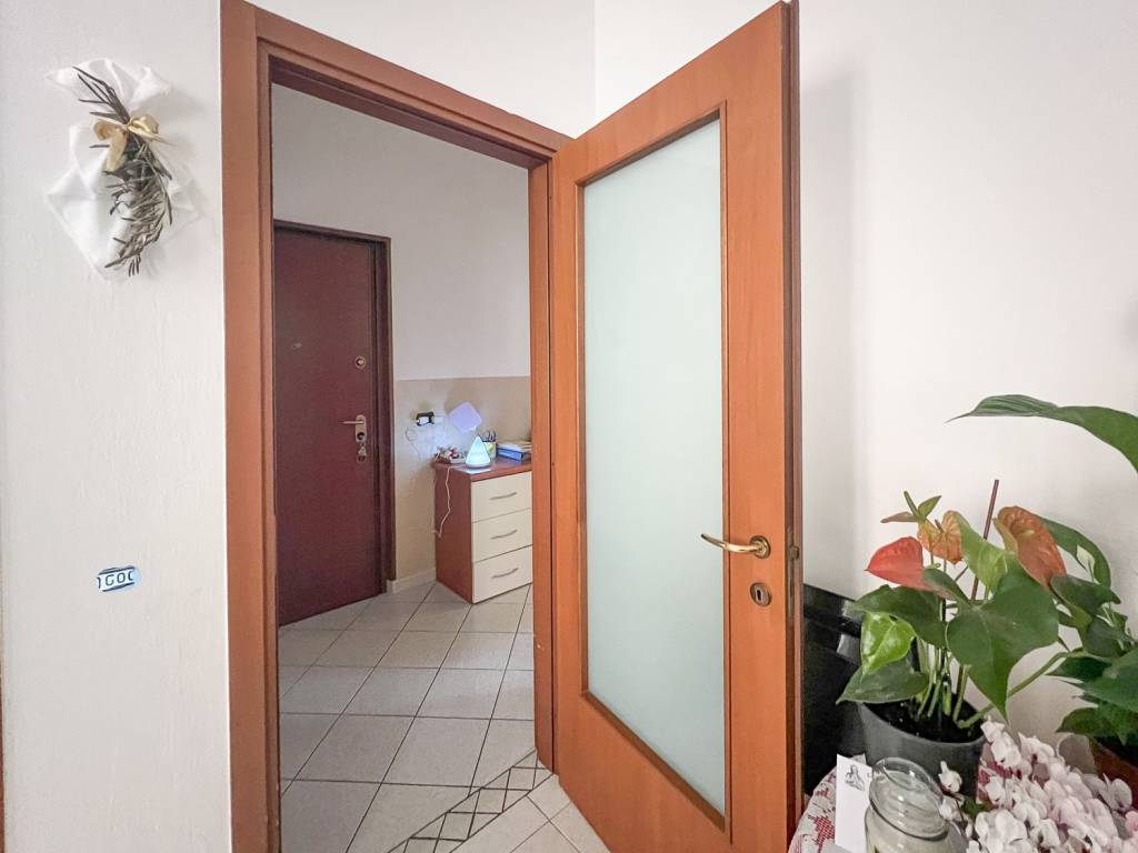 Appartamento a Cairate in Via Giuseppe Mazzini, 6 - Foto 4