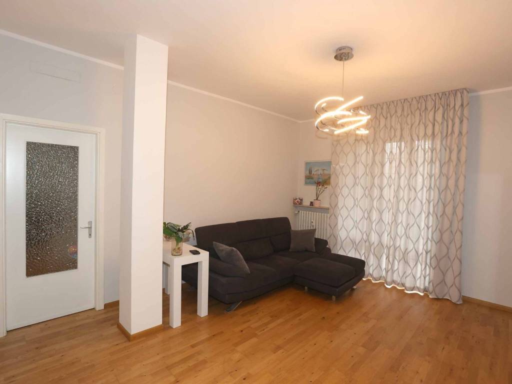 Appartamento a Reggio emilia in Via Bedrik Smetana, 24 - Foto 4