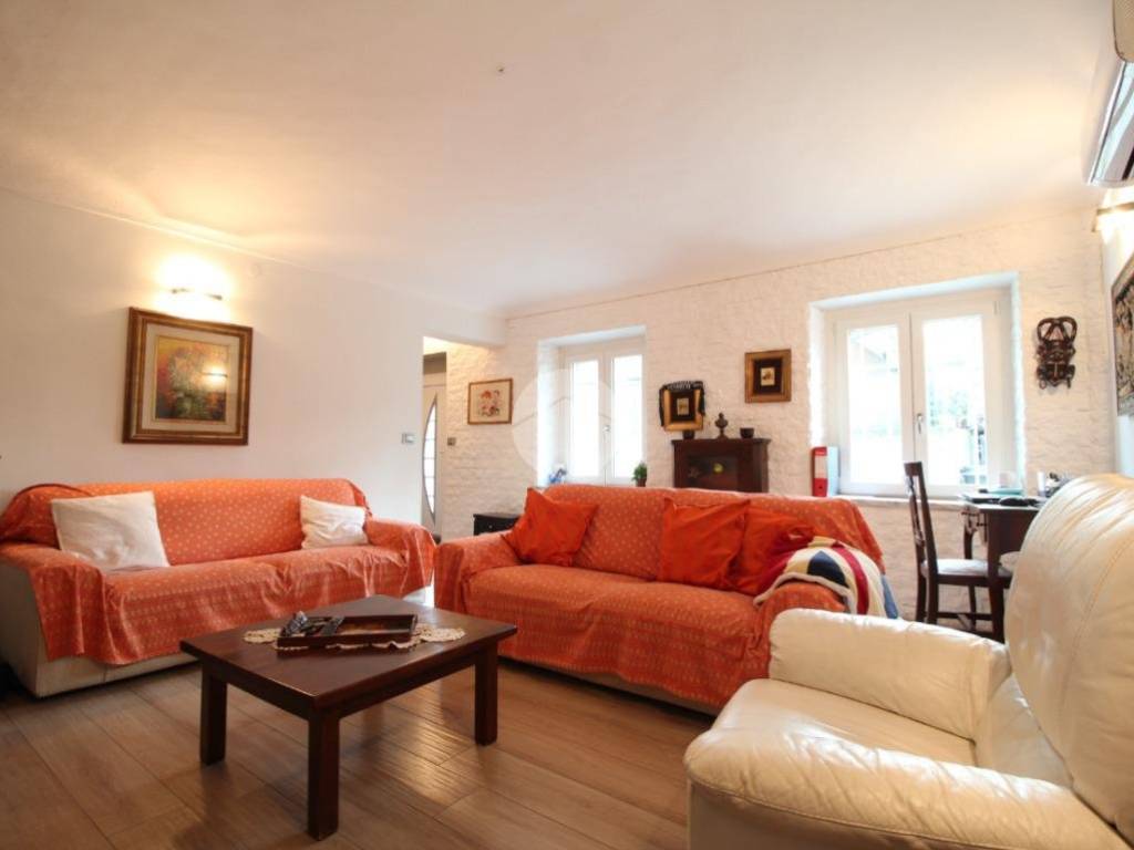 Casa indipendente a Moncalieri in Via Pasubio, 60 - Foto 2