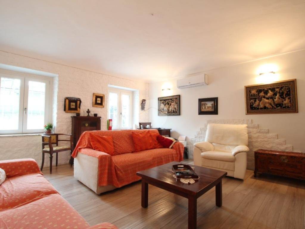 Casa indipendente a Moncalieri in Via Pasubio, 60 - Foto 3