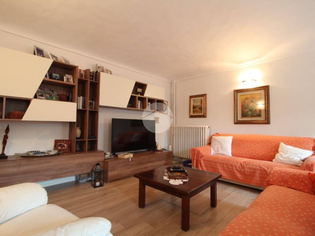 Casa indipendente a Moncalieri in Via Pasubio, 60 - Foto 4