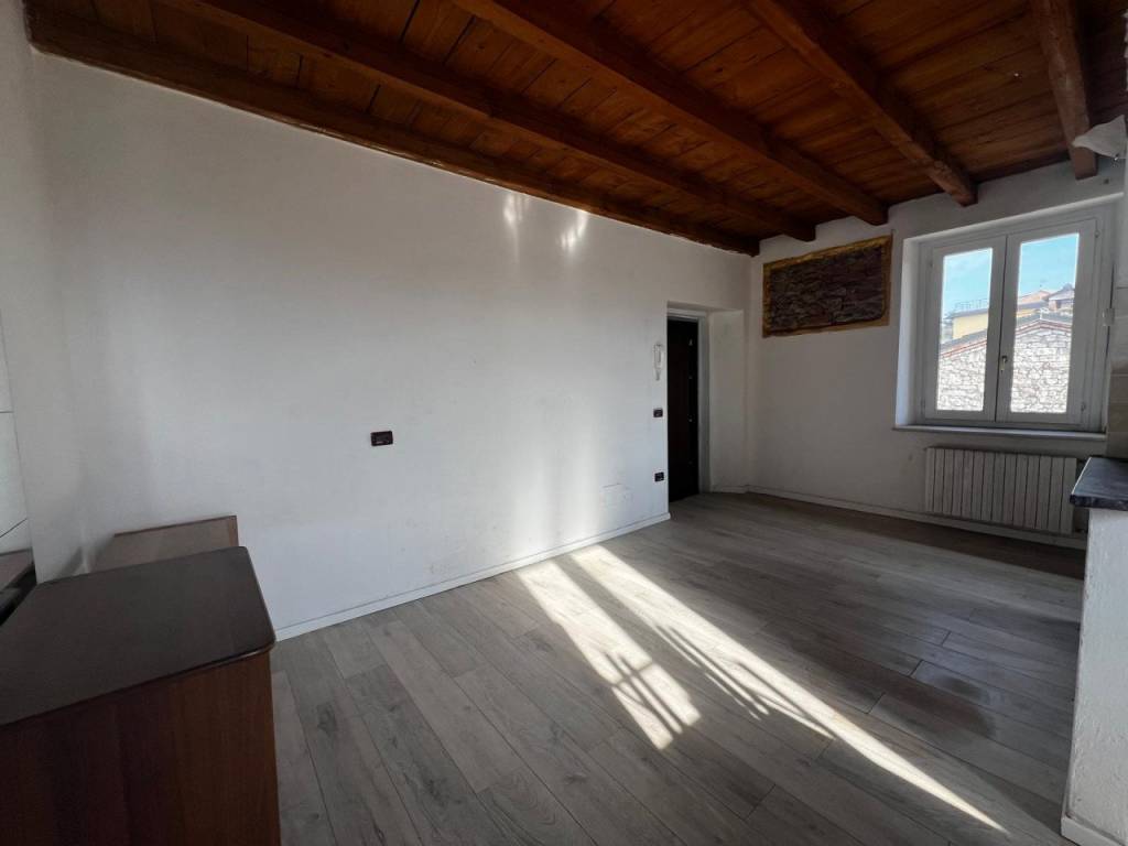 Appartamento a Rezzato in Via Broli - Foto 3