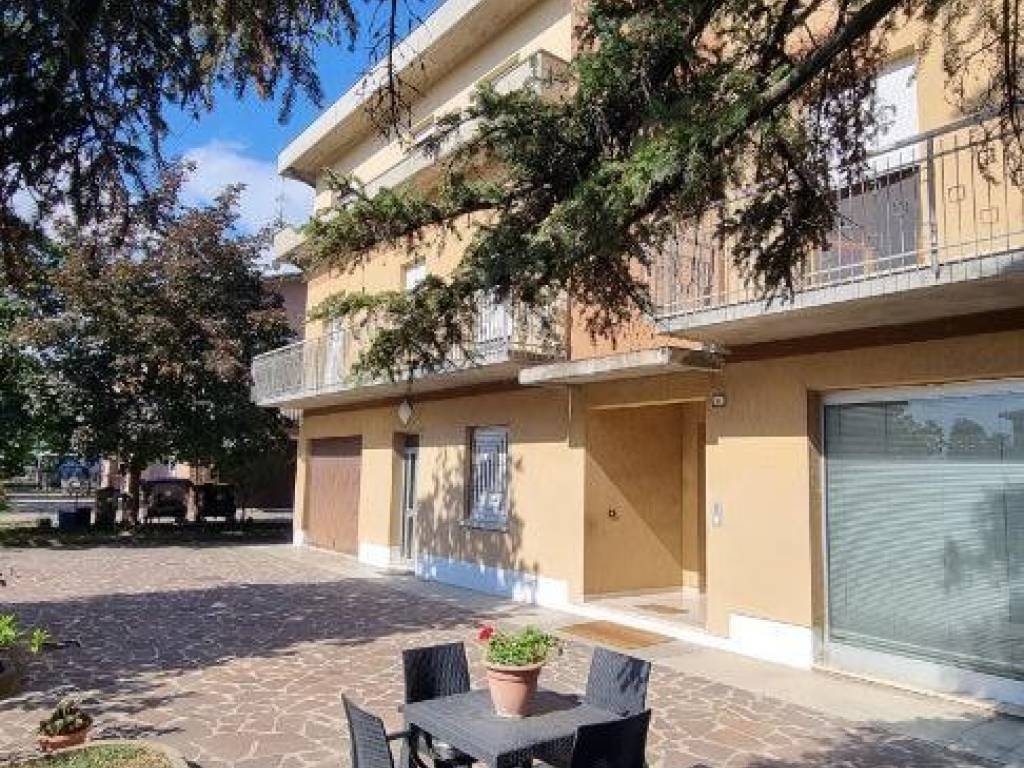 Palazzo / stabile a Reggio emilia in Via Vittorio Bulgarelli - Foto 5